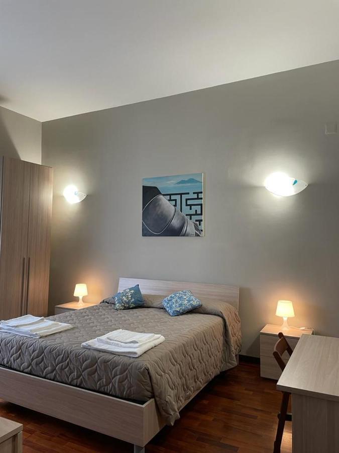 La Ferrovia Holiday Home Napoli Eksteriør billede