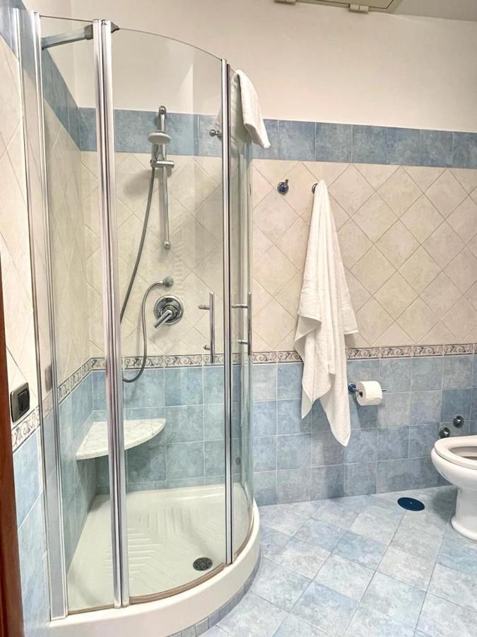 La Ferrovia Holiday Home Napoli Eksteriør billede